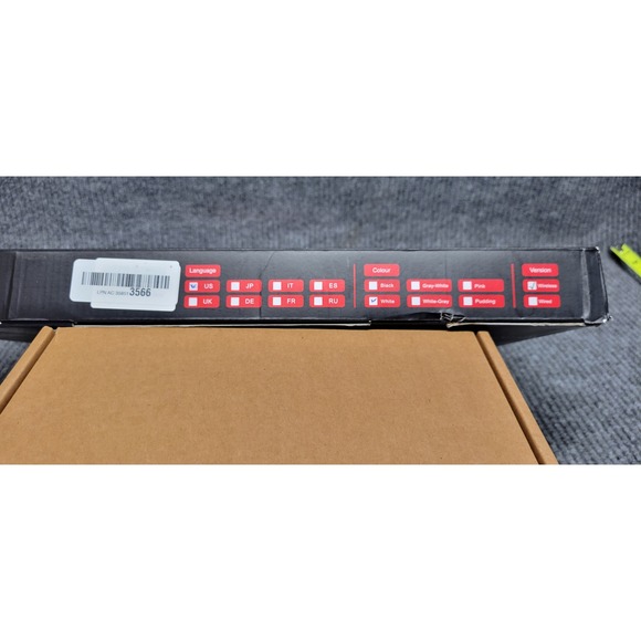 RedThunder K10 Wireless Backlit Gaming Keyboard White RGB 2.4G no mouse & dongle - Picture 4 of 4